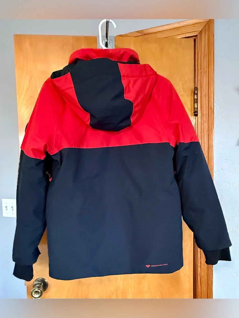Obermeyer Boys' Axel Insulated Jacket in the colorway Brakelight (Red/Black)